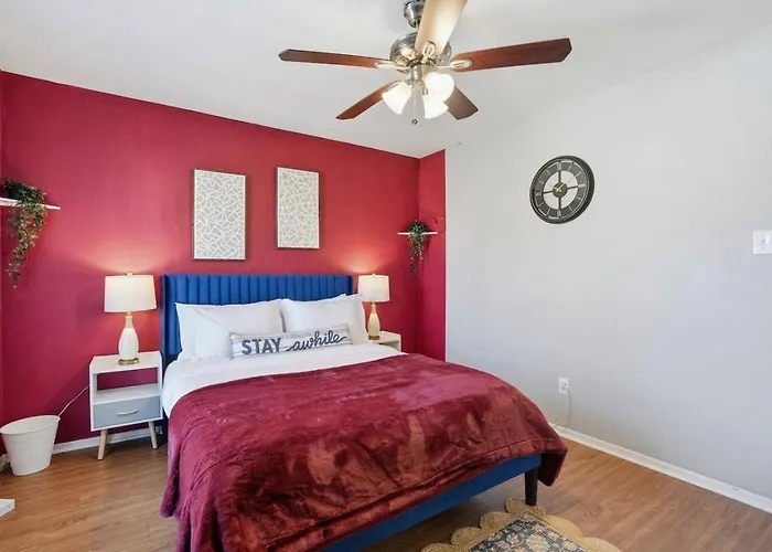 Pleasant 2bd Tcu Walkable, Heartwarming And Spacious Apartment Fort Worth