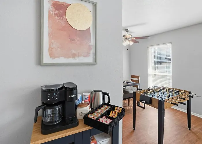 Apartment Pleasant 2bd Tcu Walkable, Heartwarming And Spacious